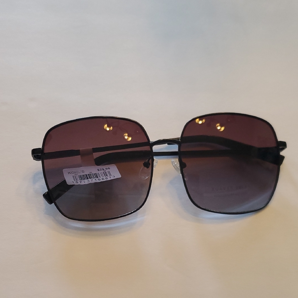 Black Square Sunglasses